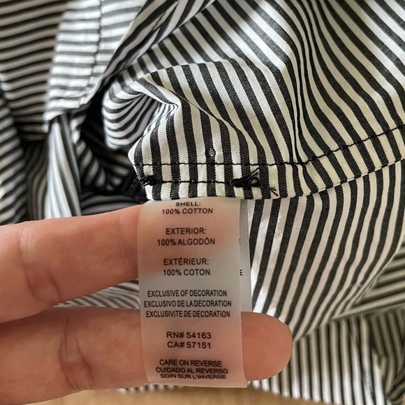 Calvin Klein| Poplin Wrap Top with Embroidered Balloon Sleeve•••+ Tie Waist - Picture 12 of 16